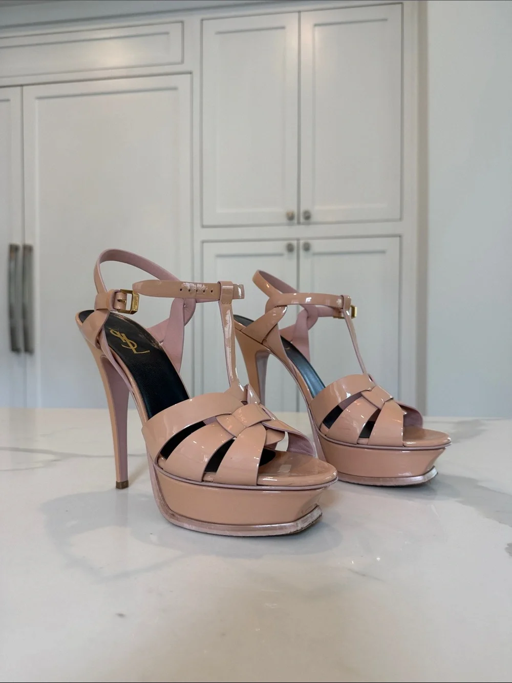 Saint Laurent Nude Patent Leather Woven Platform Sandals - Picture 4 of 7
